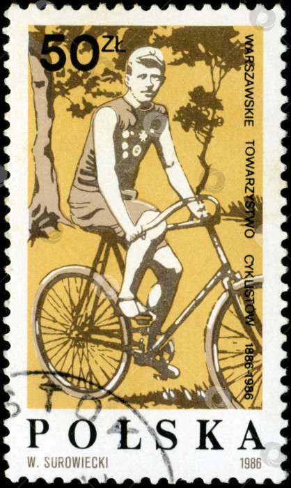 Скачать ПОЛЬША - ОКОЛО 1986 года: Марка, напечатанная в Польше, посвященная 100-летию Варшавского общества велосипедистов, около 1986 года фотосток Ozero