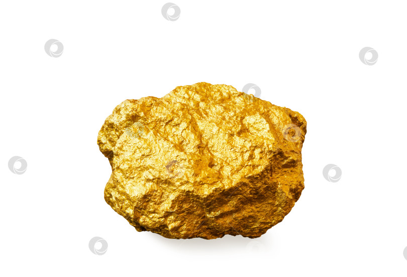 Скачать Золотой самородок на изолированном белом фоне.  фотосток Ozero