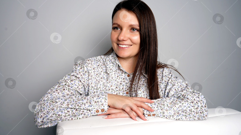 Скачать девушка фотосток Ozero