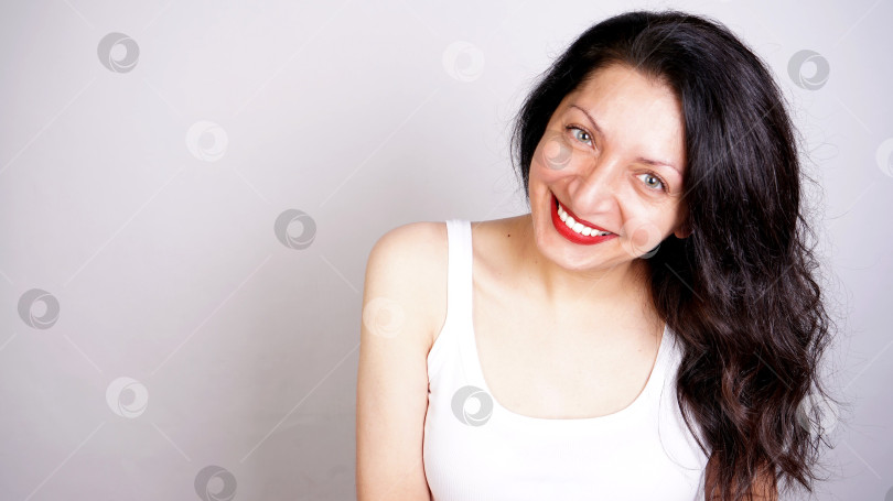 Скачать девушка фотосток Ozero