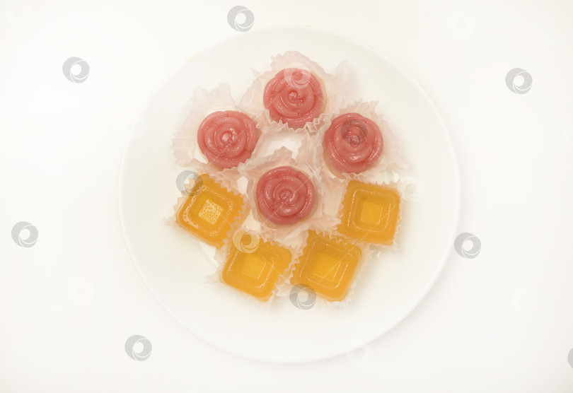 Скачать Апельсиновый мармелад. Сладкая закуска. Мармелад с разными вкусами и цветами. фотосток Ozero