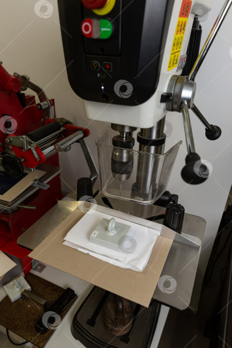 Скачать Сверлильный станок фотосток Ozero