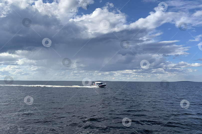 Скачать на пути к Соловецкому архипелагу фотосток Ozero