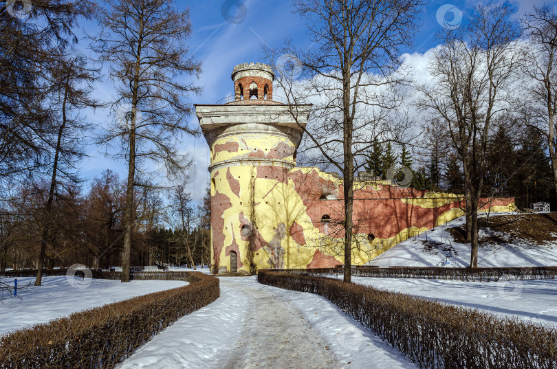 Скачать Разрушенная башня фотосток Ozero