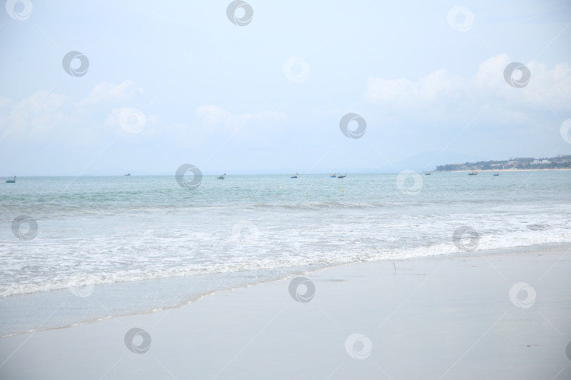 Скачать Пейзаж с морским пляжем фотосток Ozero