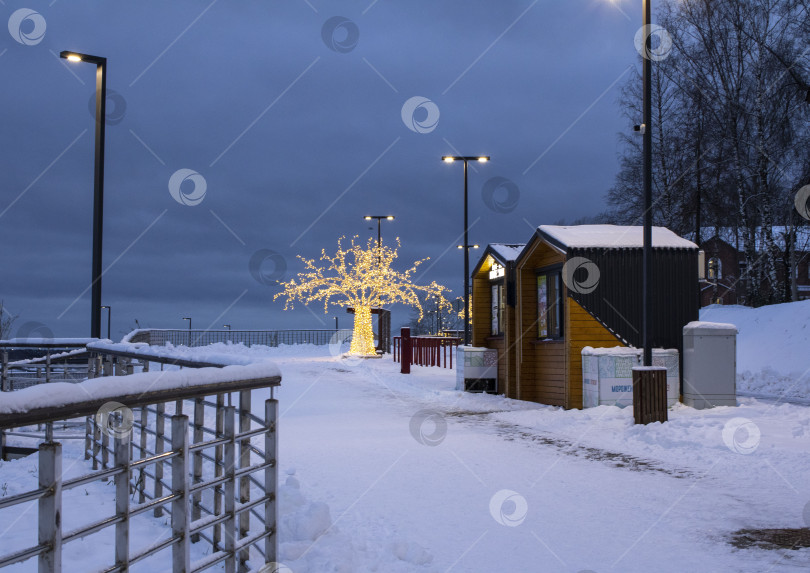 Скачать Александровская набережная в Череповце. фотосток Ozero