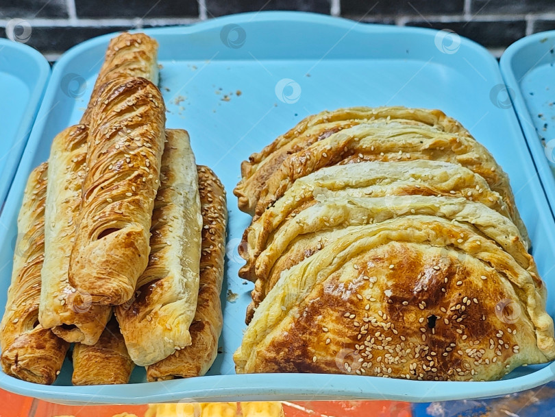 Скачать Самса. Кафе узбекской кухни. Самса. Кафе узбекской кухни. фотосток Ozero