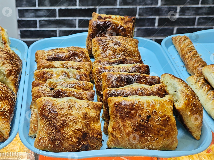 Скачать Самса. Кафе узбекской кухни. Самса. Кафе узбекской кухни. фотосток Ozero