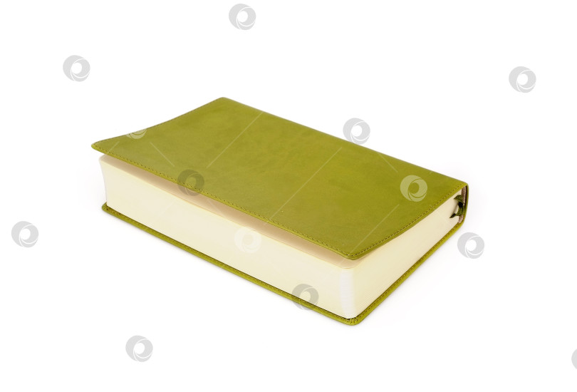 Скачать Книга в цветной обложке с белыми листами, выделенными на белом фоне фотосток Ozero