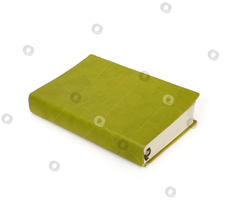 Скачать Книга в цветной обложке с белыми листами, выделенными на белом фоне фотосток Ozero