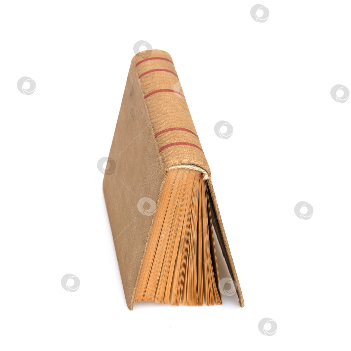 Скачать Книга в цветной обложке с белыми листами, выделенными на белом фоне фотосток Ozero