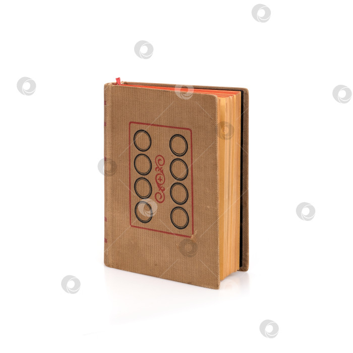 Скачать Книга в цветной обложке с белыми листами, выделенными на белом фоне фотосток Ozero