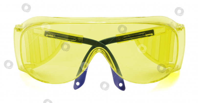 Скачать желтые защитные очки, выделенные на белом фоне фотосток Ozero