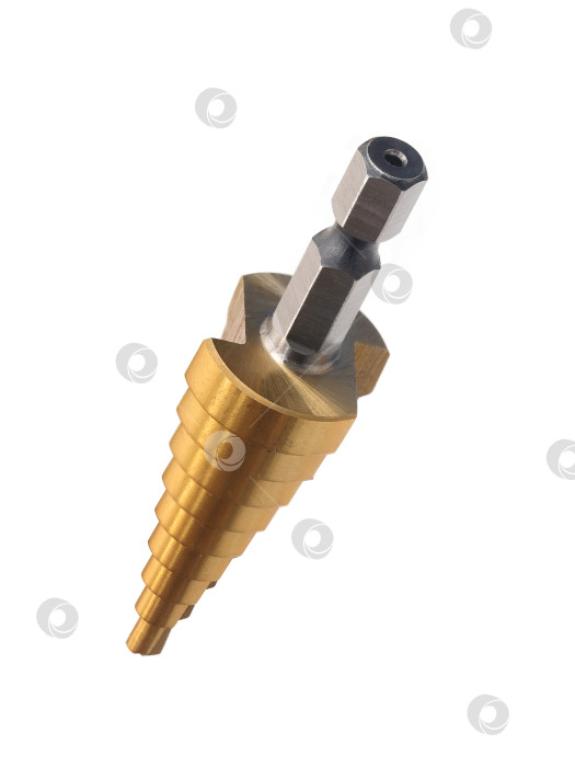 Скачать Ступенчатое конусообразное долото (unibit), выделенное на белом фоне фотосток Ozero