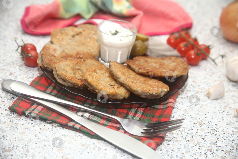 Скачать Картофельные драники с овощами фотосток Ozero