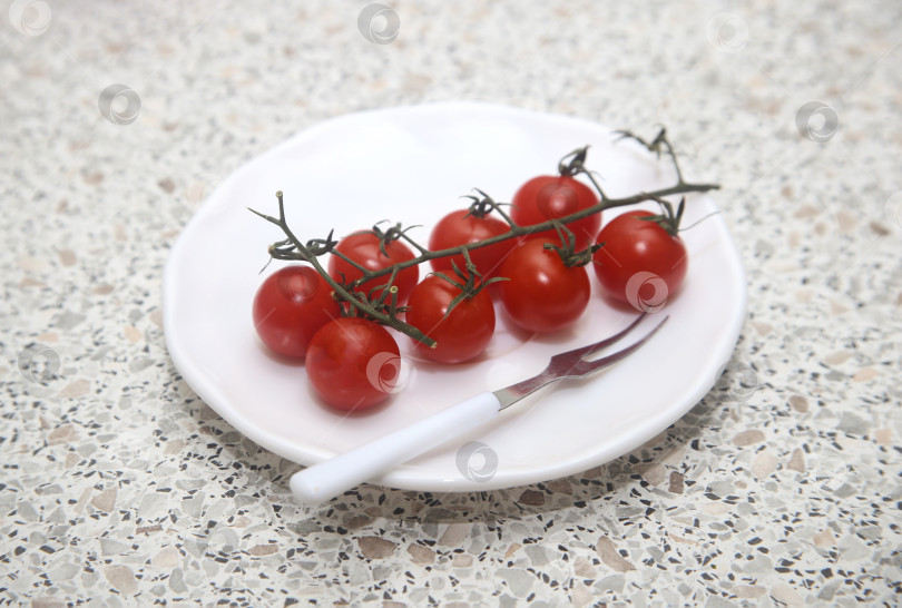 Скачать Овощи помидоры черри фотосток Ozero