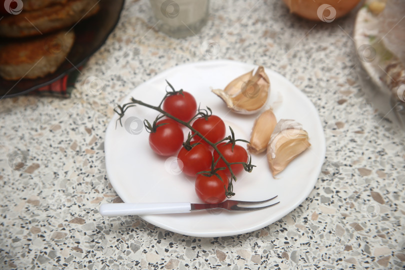 Скачать овощи помидоры черри вкусные фотосток Ozero