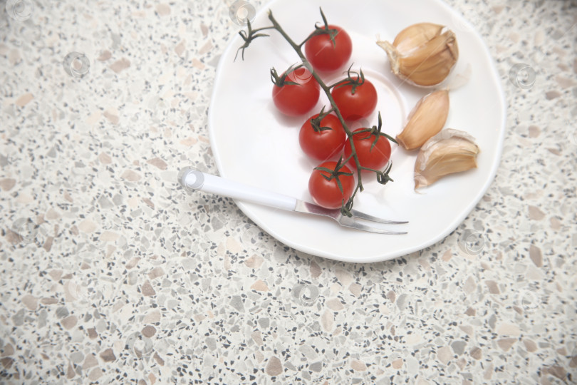 Скачать Помидоры черри красные фотосток Ozero