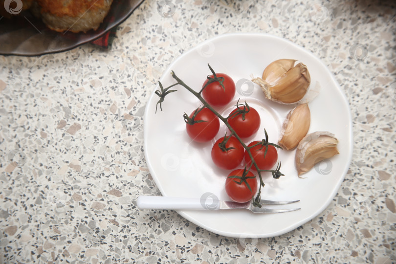 Скачать Помидоры черри красные фотосток Ozero