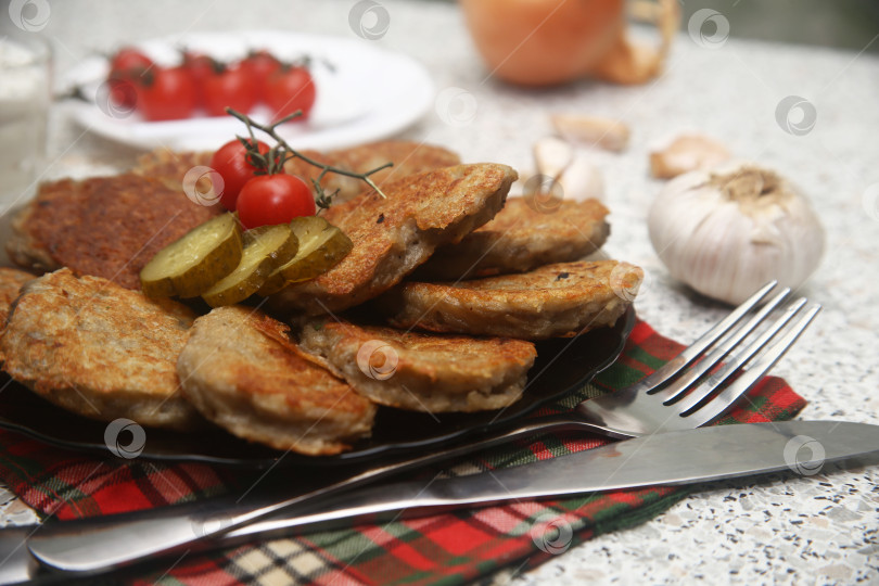 Скачать Жареные картофельные драники фотосток Ozero