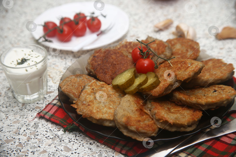 Скачать Жареные вкусные картофельные фотосток Ozero