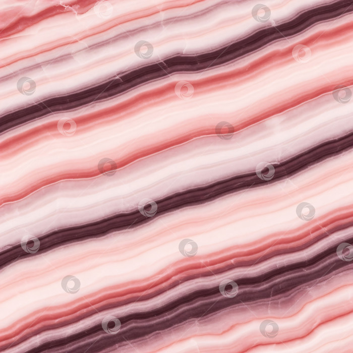 Скачать Текстура розового и пурпурного мрамора с фиолетовыми прожилками. Фон из натурального камня для роскошного дизайна, элегантной поверхности или обоев. Абстрактное искусство, современный узор с возможностью копирования. фотосток Ozero