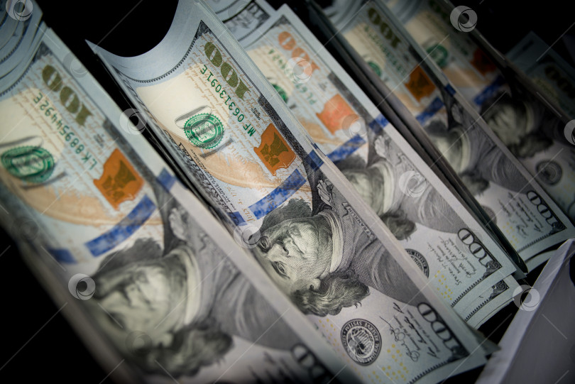 Скачать доллары фотосток Ozero