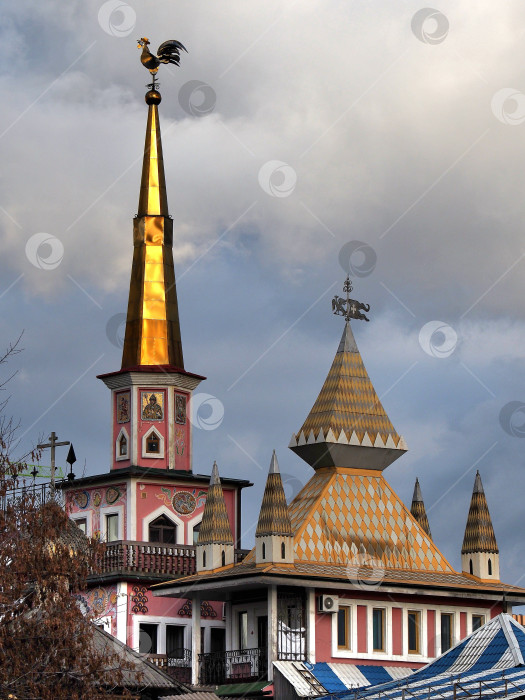 Скачать Шпили Измайловского Кремля фотосток Ozero