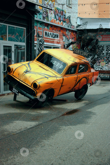 Скачать Машина на арт пространстве Этажи фотосток Ozero