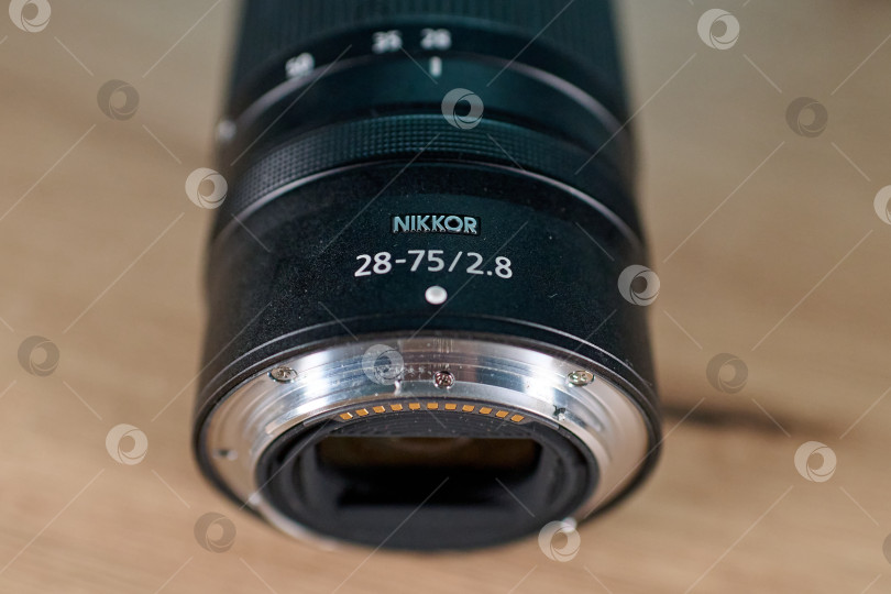 Скачать Современный объектив фотосток Ozero