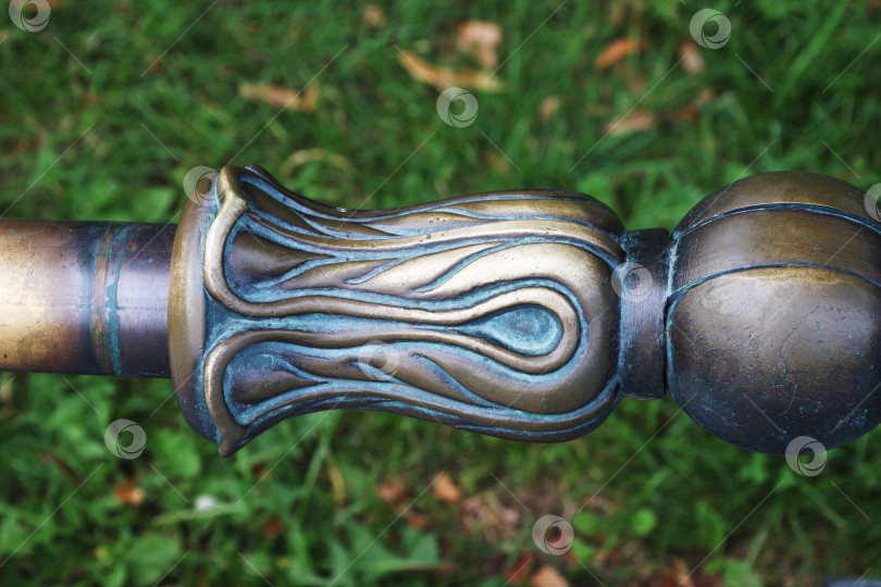 Скачать Москва, Россия - август 20, 2023: Элемент ограды Александровского сада в Москве. Россия, символы страны. фотосток Ozero