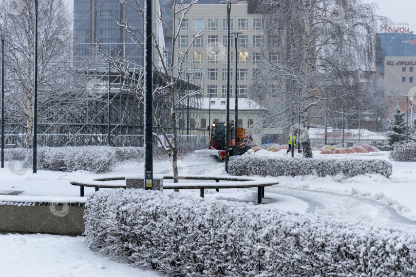 Скачать Убираем снег фотосток Ozero