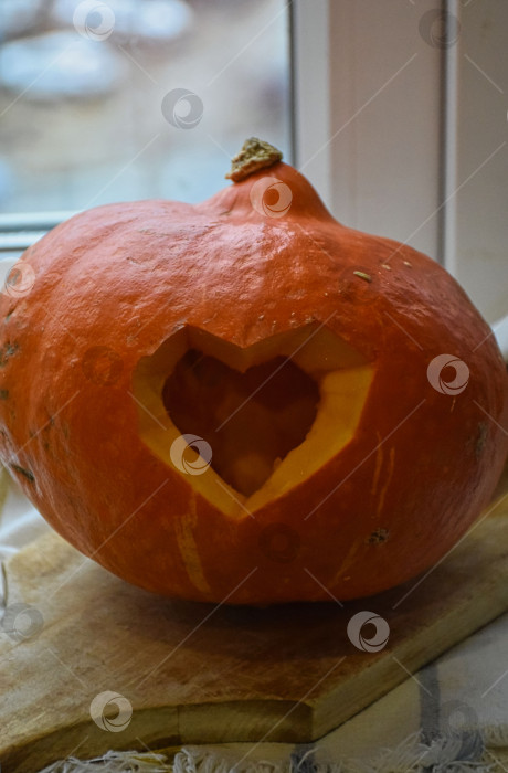 Скачать Тыква на деревянной доске фотосток Ozero
