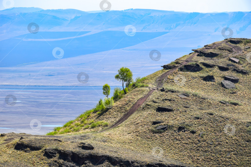 Скачать Горный пейзаж фотосток Ozero