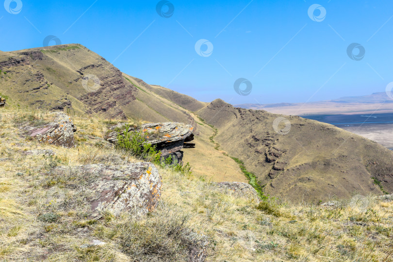 Скачать Горный пейзаж фотосток Ozero