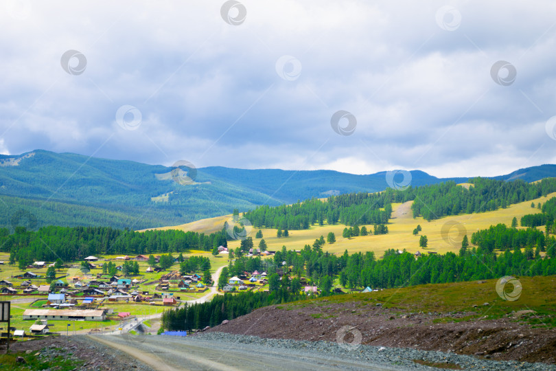 Скачать Чуйский тракт и горы, Республика Алтай, Южная Сибирь, Россия фотосток Ozero