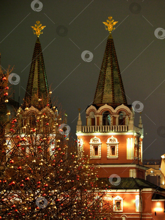 Скачать Новогодние Воскресенские ворота на вьезде на Красную площадь фотосток Ozero