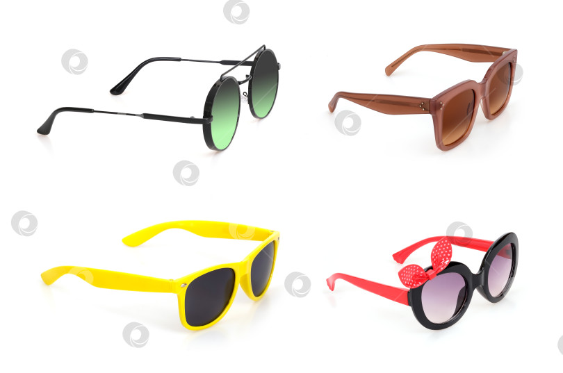 Скачать Солнцезащитные очки, выделенные на белом фоне, для нанесения на портрет фотосток Ozero