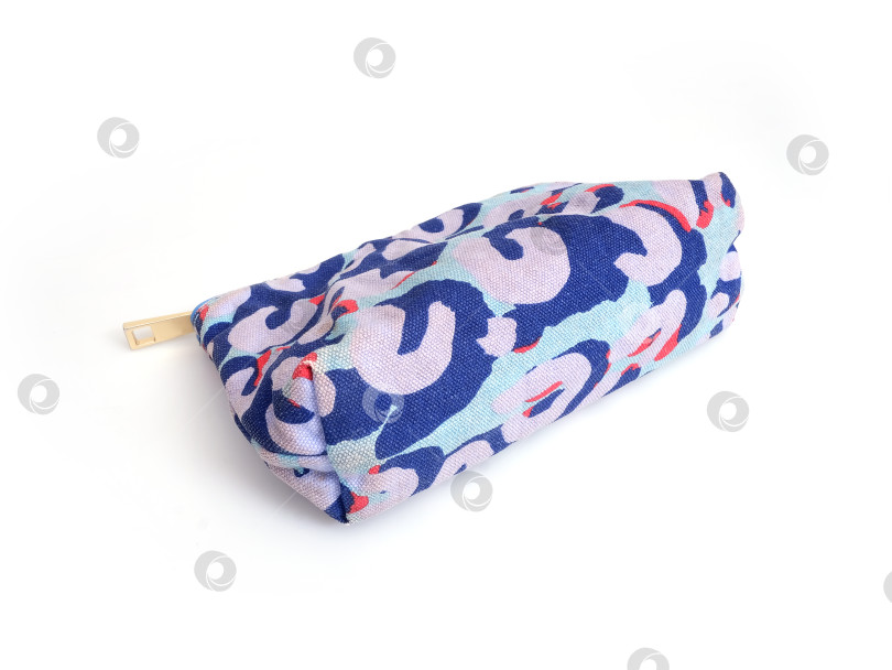 Скачать Элегантная косметичка, выделенная на белом фоне фотосток Ozero