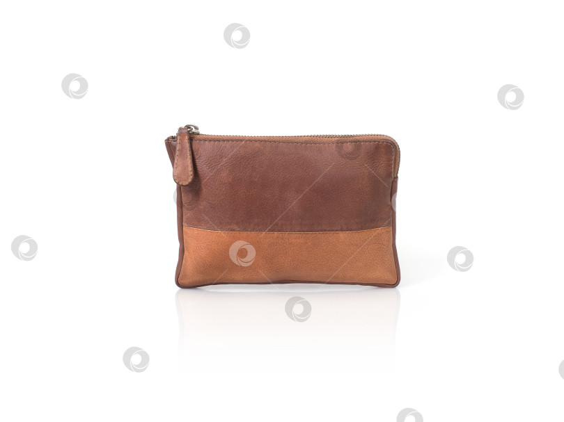 Скачать Кожаная косметичка, выделенная на белом фоне фотосток Ozero