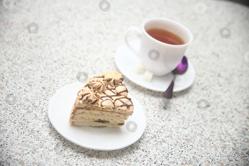 Скачать Кусок торта с карамелью фотосток Ozero