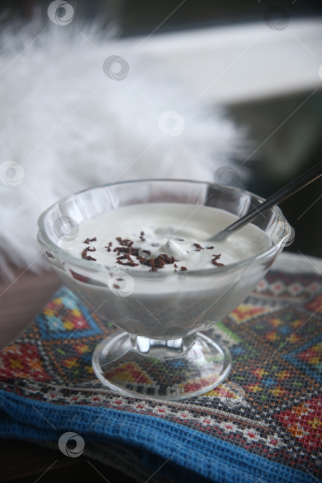 Скачать Взбитый творог с тертым шоколадом фотосток Ozero