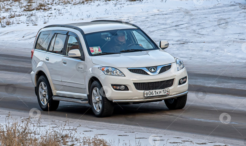 Скачать Россия г.Красноярск 19 ноября 2025г. автомобиль Great Wall Hover Китайский внедорожник фотосток Ozero