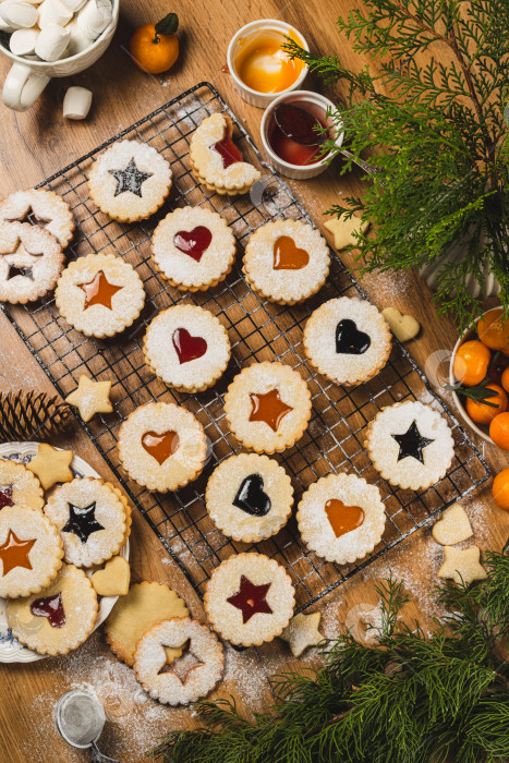 Скачать Печенье "Линзер" на противне фотосток Ozero