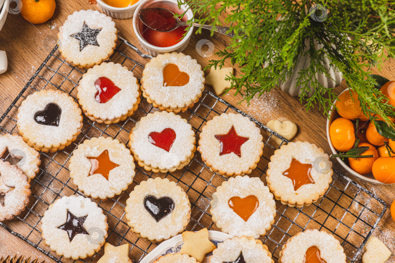 Скачать Печенье "Линзер" на противне фотосток Ozero