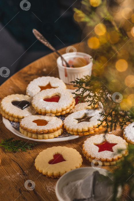 Скачать Печенье "Линзер" на противне фотосток Ozero