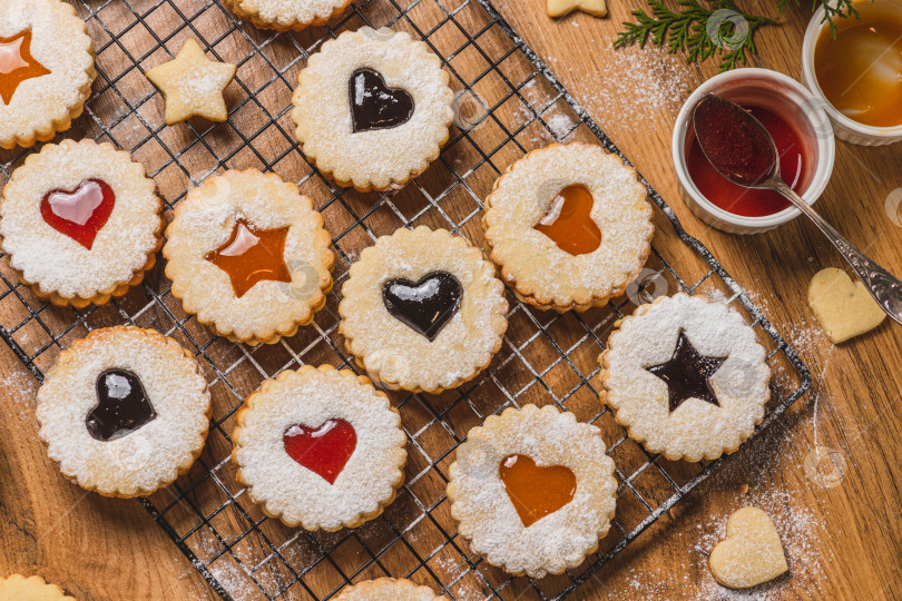 Скачать Печенье "Линзер" на противне фотосток Ozero