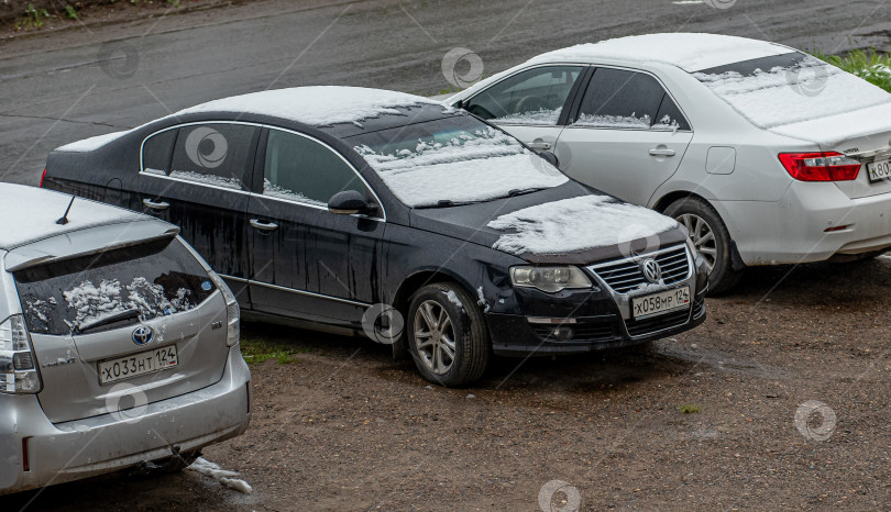 Скачать Россия, Красноярск 27 мая 2025г. автомобиль Volkswagen Passat B6. фотосток Ozero