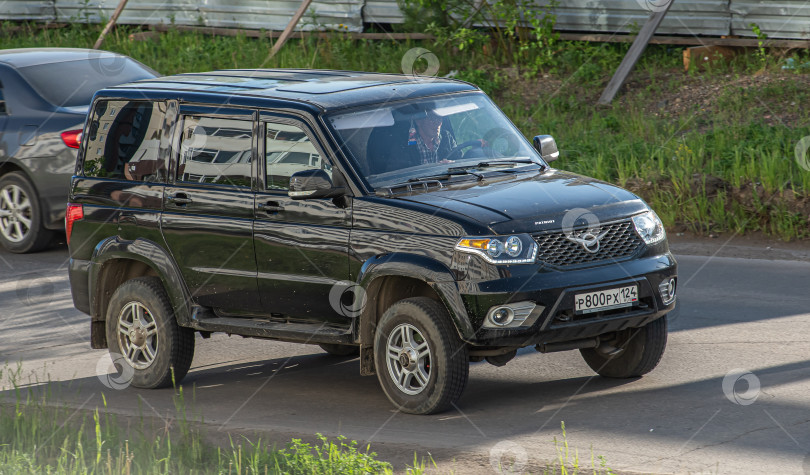 Скачать Россия, Красноярск 27 мая 2025г. автомобиль  УАЗ Патриот Внедорожник фотосток Ozero