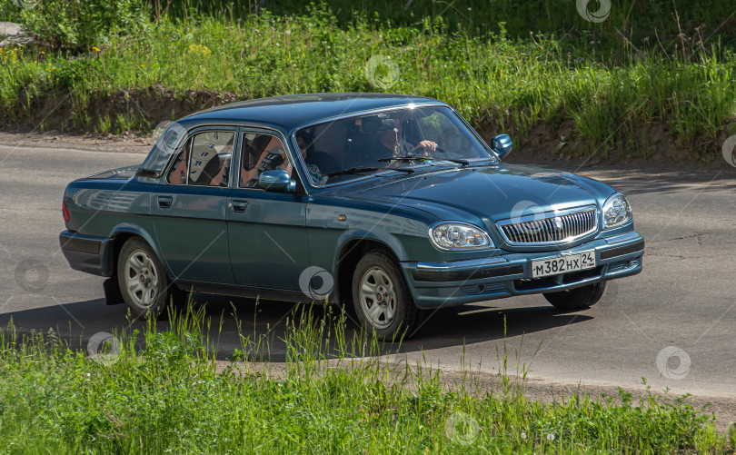 Скачать Россия,Сибирь 27 Мая 2025 год. Автомобиль  ГАЗ-3110 фотосток Ozero
